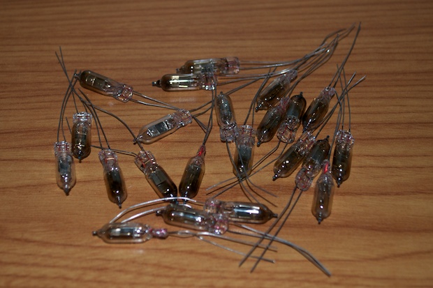 20-IN-3 nixies_0003
