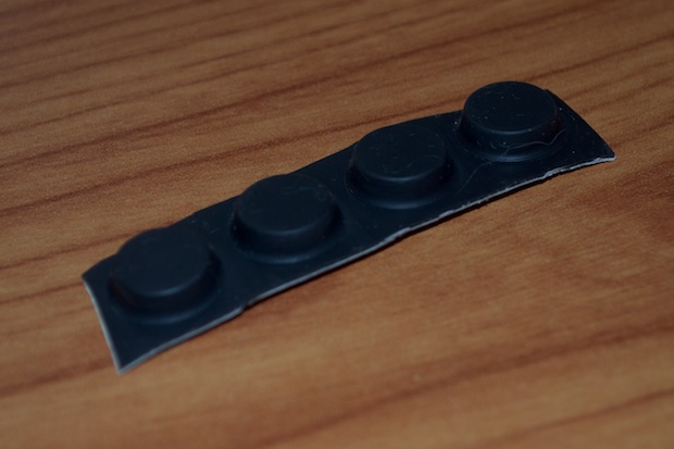 7490rubberfeet_0001
