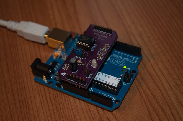 ATtiny_programmingshield_0052