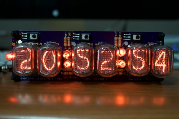 nixie_clock_final_assembly_8001