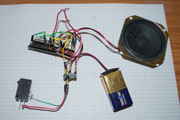 soundbox_final_assembly_0030