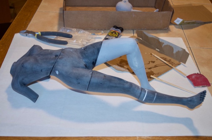 v7figurine_0104