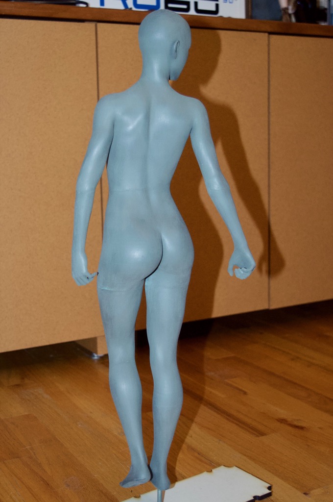v8_figurine_00063