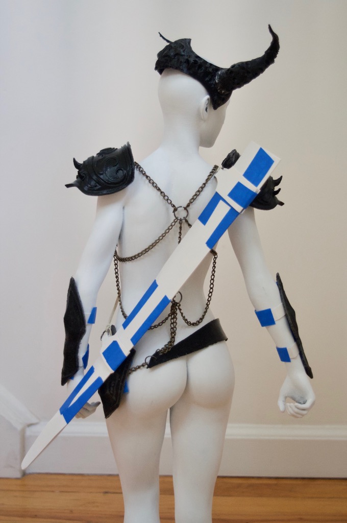 v8_figurine_00117