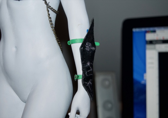 v8_figurine_00134