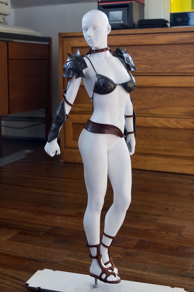 v8_figurine_00194