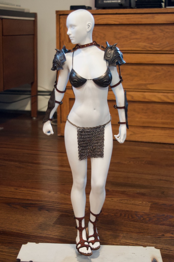v8_figurine_00219