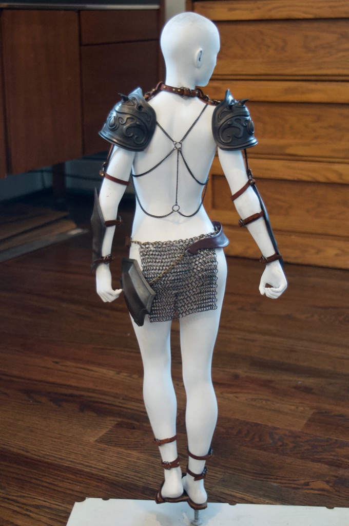 v8_figurine_00226