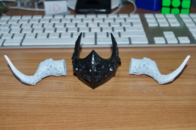 v8_figurine_00251