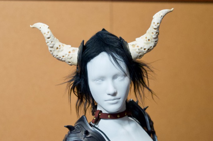 v8_figurine_00255