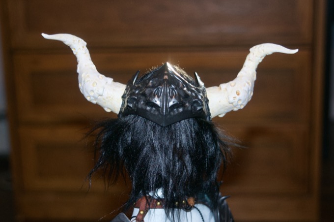 v8_figurine_00260